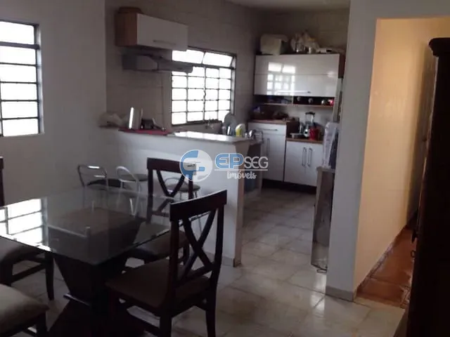 Casa com 295m² 3 quartos e 1 banheiro, à venda, no bairro Vila Alto Paraíso em Bauru