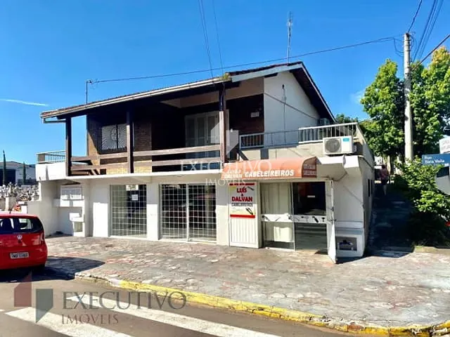 Casa com 383m² 4 quartos e 1 banheiro, à venda, no bairro Bela Vista em Arroio Do Meio