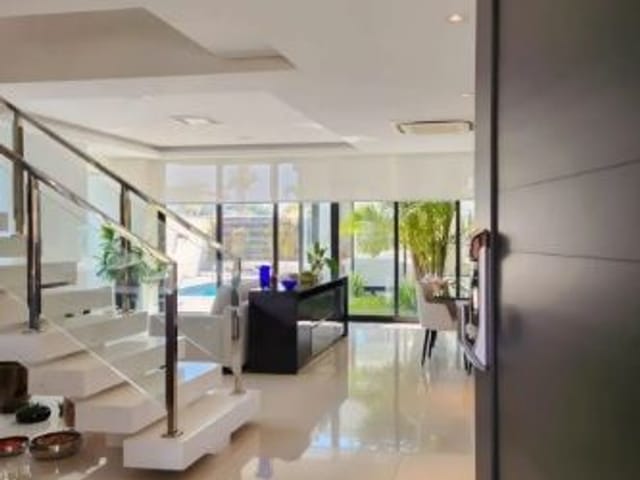 Casa com 550m² 5 quartos e 5 banheiros, à venda, no bairro Jardim do Golfe em São José dos Campos