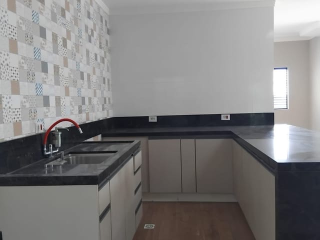 Casa 3 quartos e 1 banheiro, para alugar, no bairro CRUZ DAS ALMAS em Araçariguama
