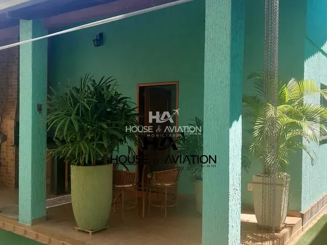 Casa com 300m² 3 quartos e 3 banheiros, à venda, no bairro Residencial Recanto do Bosque em Goiânia