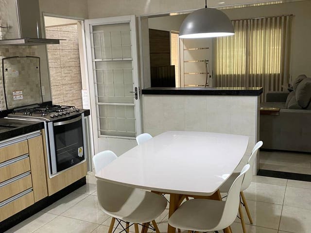 Casa 2 quartos e 3 banheiros, à venda, no bairro Jardim Paulistano em Americana
