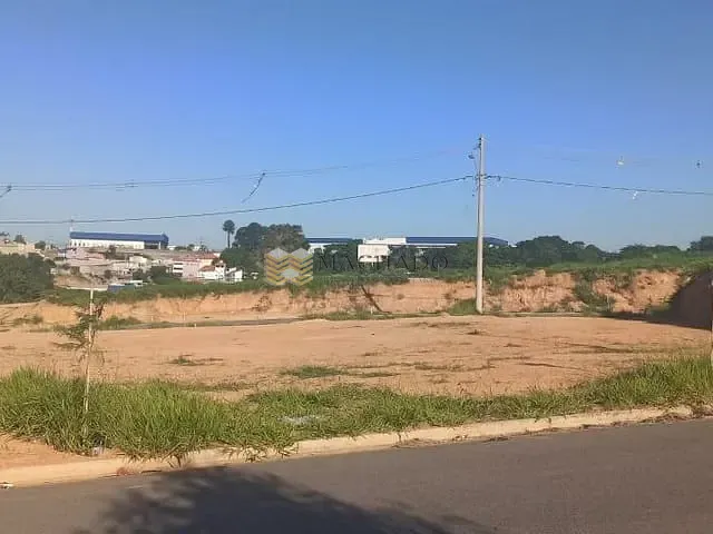 Terreno com 210m², à venda, no bairro Centro em Várzea Paulista