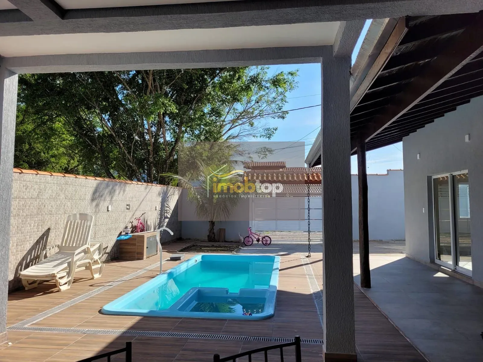 Casa, 3 quartos, 197 m² - Foto 1