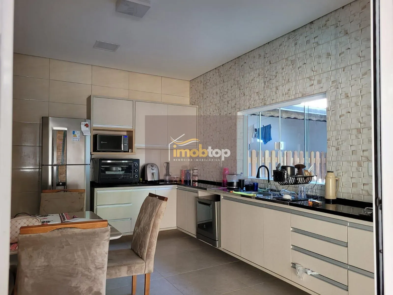 Casa, 3 quartos, 197 m² - Foto 5