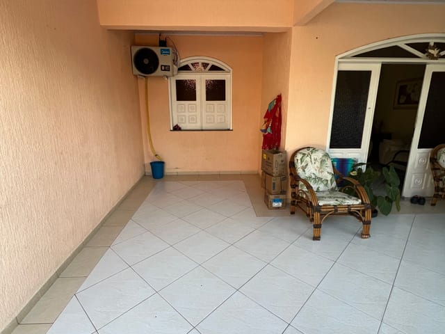 Casa com 385m² 3 quartos e 3 banheiros, à venda, no bairro Dezoito do Forte em Aracaju