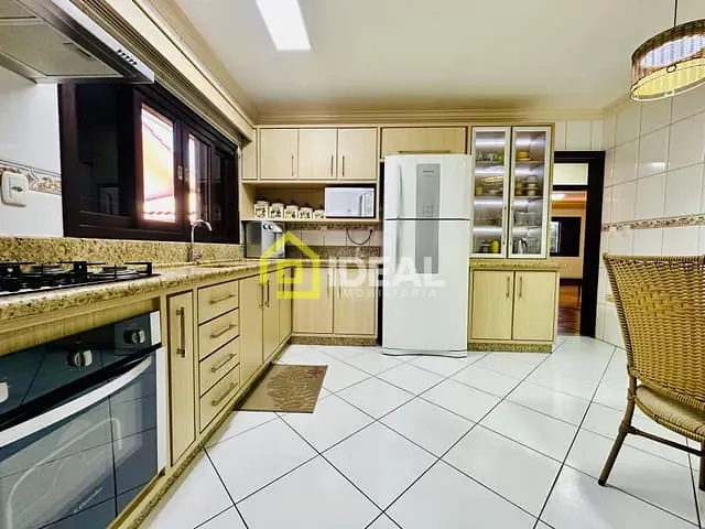 Casa 3 quartos e 2 banheiros, à venda, no bairro Guilherme Reich em Concórdia