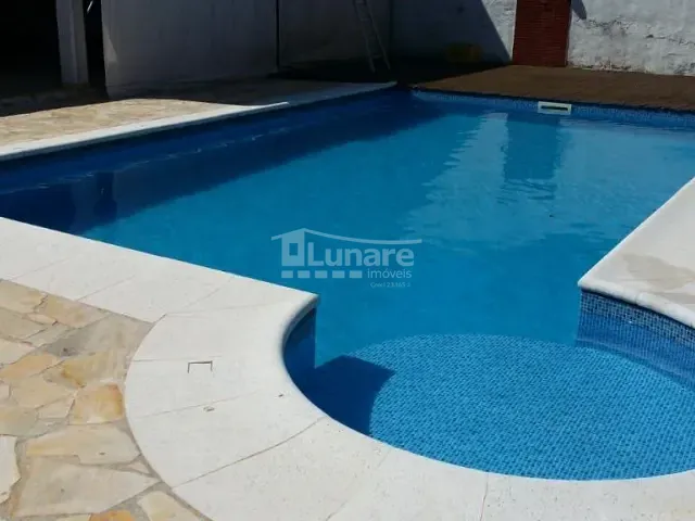 Casa com 1200m² 4 quartos e 5 banheiros, à venda, no bairro Centro em Arujá