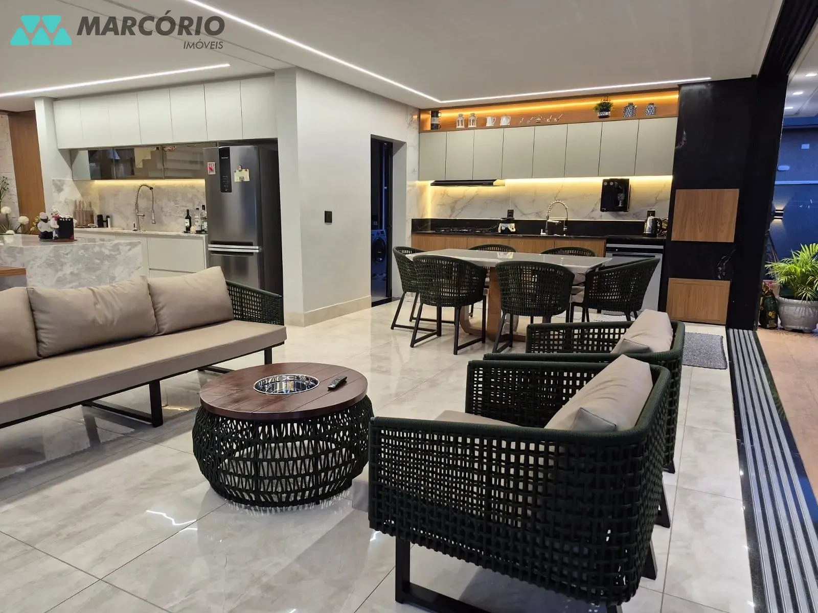 Casa, 4 quartos, 317 m² - Foto 9
