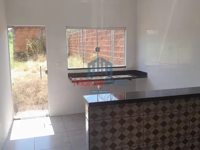Casa 2 quartos e 1 banheiro, à venda, no bairro Centro em Miguelópolis