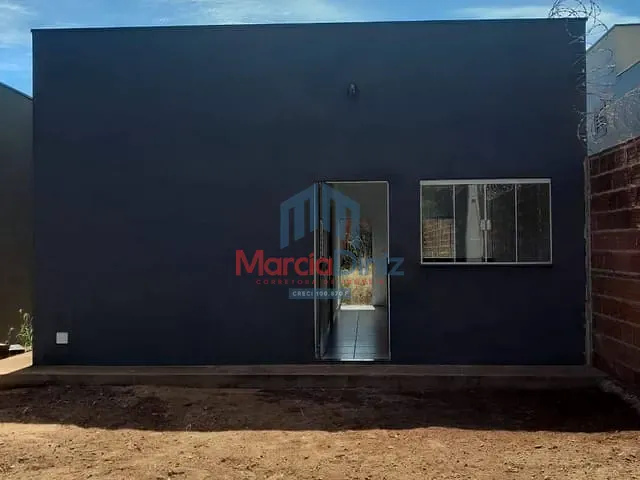 Casa 2 quartos e 1 banheiro, à venda, no bairro Centro em Miguelópolis