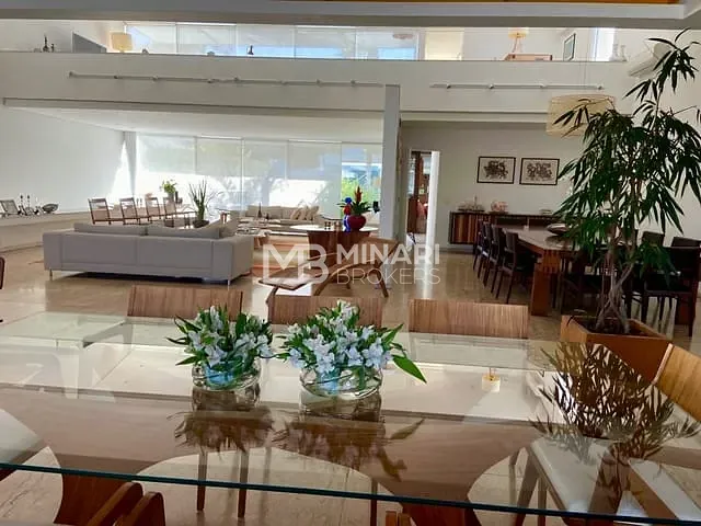 Casa com 1200m² 5 quartos e 8 banheiros, à venda, no bairro Tamboré em Santana de Parnaíba