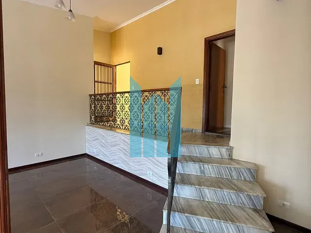 Casa 3 quartos e 2 banheiros, à venda, no bairro Jardim Planalto em Poços de Caldas