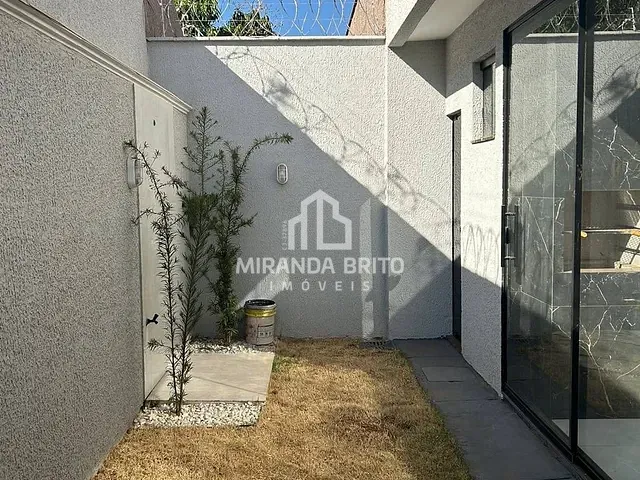 Casa com 210m² 3 quartos e 2 banheiros, à venda, no bairro Setor Serra Dourada - 3ª Etapa em Aparecida de Goiânia