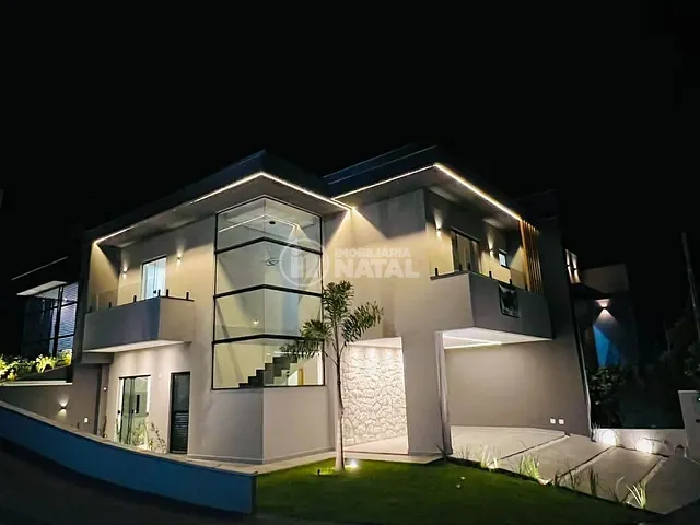 Casa com 179m² 3 quartos e 4 banheiros, à venda, no bairro Heimtal em Londrina