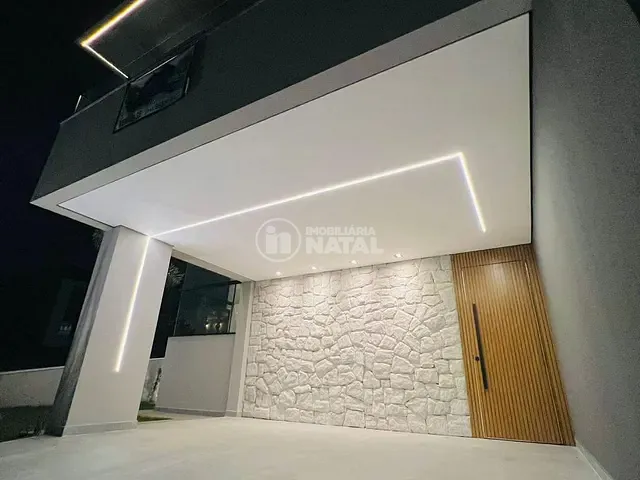 Casa com 179m² 3 quartos e 4 banheiros, à venda, no bairro Heimtal em Londrina