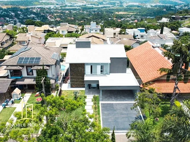 Casa 4 quartos e 6 banheiros, à venda, no bairro Buracão em Vinhedo