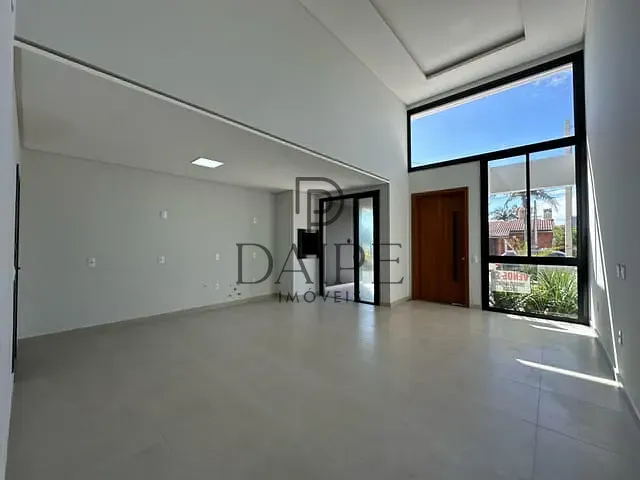 Casa 3 quartos e 2 banheiros, à venda, no bairro Jardim Beira-Mar em Capão da Canoa