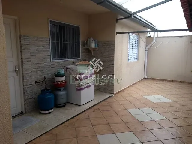 Casa com 234m² 3 quartos e 2 banheiros, à venda, no bairro Nova Gerti em São Caetano do Sul