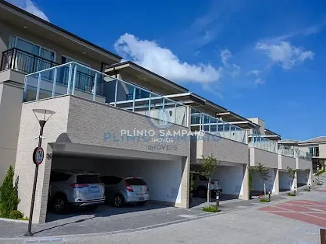 Casa com 314m² 4 quartos e 4 banheiros, à venda, no bairro Mata da Praia em Vitória
