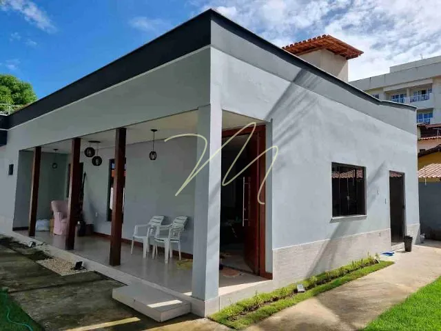 Casa 4 quartos e 2 banheiros, à venda, no bairro Nossa Senhora da Vitória em Ilhéus