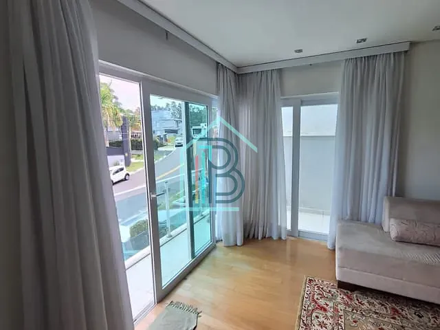 Casa com 289m² 4 quartos e 5 banheiros, à venda, no bairro Jardim Fazenda Rincão em Arujá