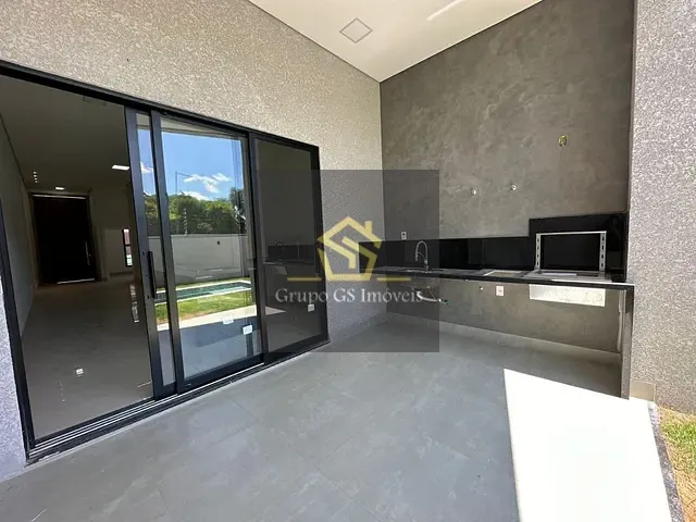Casa com 300m² 3 quartos e 4 banheiros, à venda, no bairro Vila Pagano em Valinhos