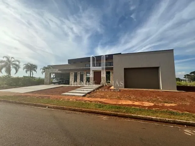 Casa com 2222m² 3 quartos e 4 banheiros, à venda, no bairro Condomínio Florestal Florata em Santo Antônio de Goiás