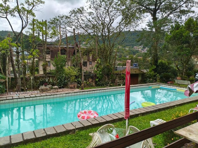 Casa com 3000m², à venda, no bairro Quitandinha em Petrópolis