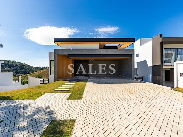 Casa com 480m² 4 quartos e 6 banheiros, à venda, no bairro Alphaville em Juiz de Fora