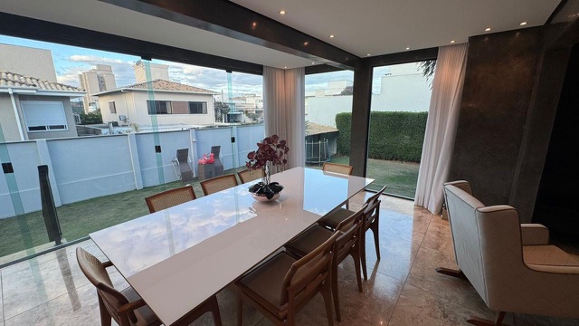Casa 3 quartos e 2 banheiros, para alugar, no bairro Vespasiano em Vespasiano