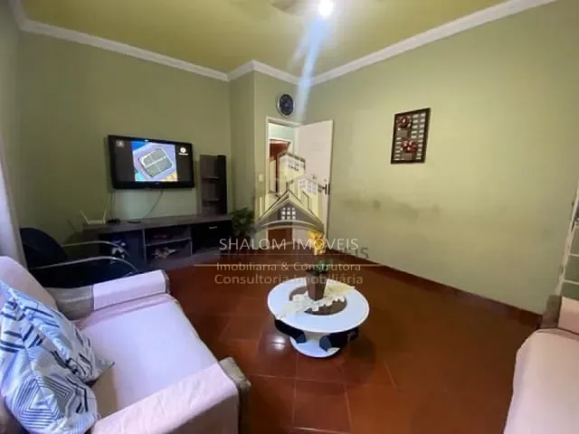 Casa com 220m² 5 quartos e 3 banheiros, à venda, no bairro Parque Xangri-Lá em Contagem