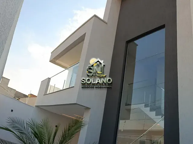 Casa com 206m² 3 quartos e 4 banheiros, à venda, no bairro Centro em Trindade