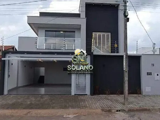 Casa com 206m² 3 quartos e 4 banheiros, à venda, no bairro Centro em Trindade