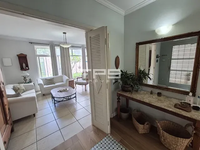 Casa com 300m² 3 quartos e 2 banheiros, à venda, no bairro Vila Paraíba em Guaratinguetá