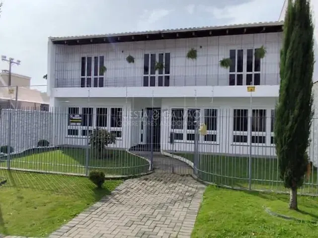 Casa com 600m² 6 quartos e 6 banheiros, para alugar, no bairro Santa Quitéria em Curitiba