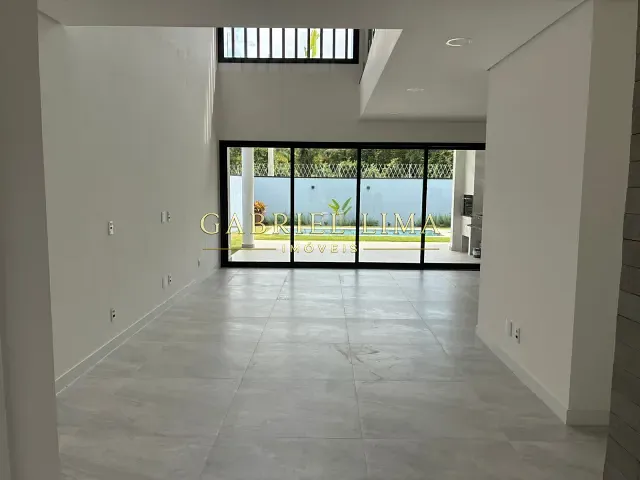 Casa com 287m² 3 quartos e 5 banheiros, à venda, no bairro Jardim Tereza Cristina em Jundiaí
