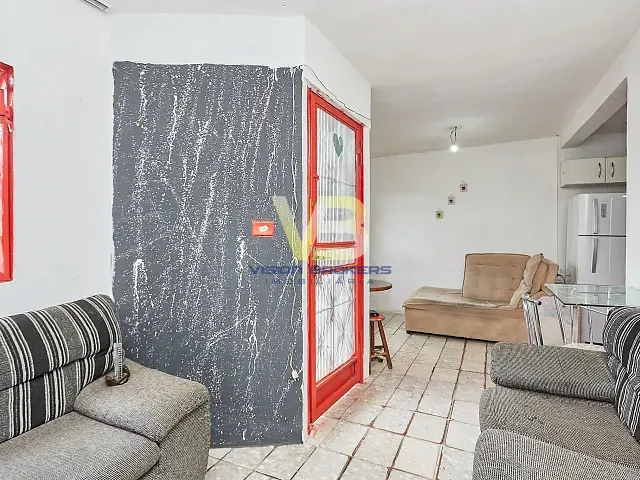 Casa 1 quarto e 1 banheiro, à venda, no bairro Cidade Industrial em Curitiba