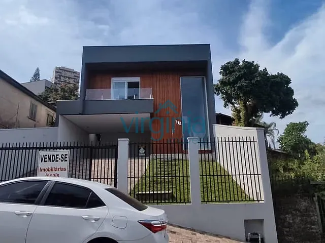 Casa 3 quartos e 4 banheiros, à venda, no bairro Jardim Mauá em Novo Hamburgo