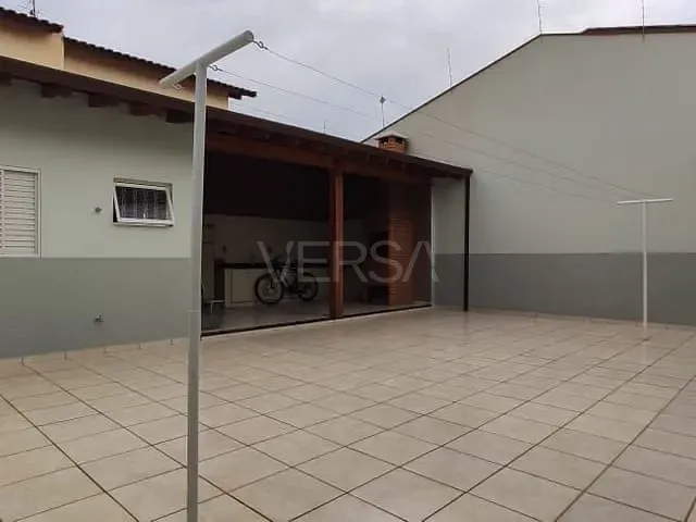 Casa com 300m² 3 quartos e 3 banheiros, à venda, no bairro Jardim Portugal em Rio Claro
