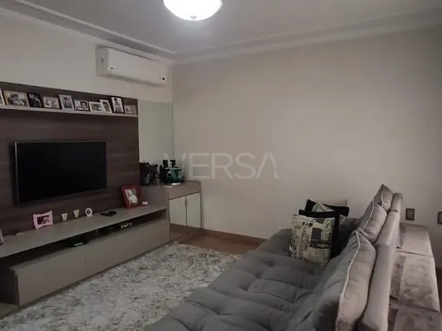 Casa com 300m² 3 quartos e 3 banheiros, à venda, no bairro Jardim Portugal em Rio Claro