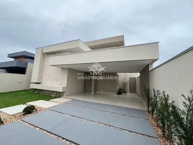 Casa com 377m² 2 quartos e 1 banheiro, à venda, no bairro Residencial Riviera Suíça I em Sinop