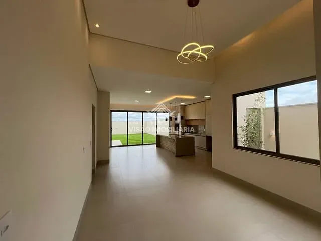 Casa com 377m² 2 quartos e 1 banheiro, à venda, no bairro Residencial Riviera Suíça I em Sinop