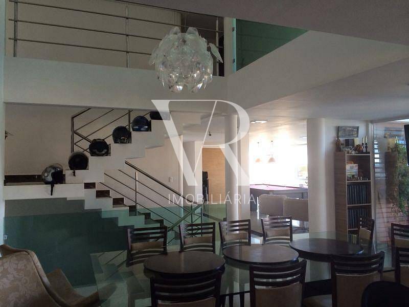 Casa, 7 quartos, 1061 m² - Foto 11