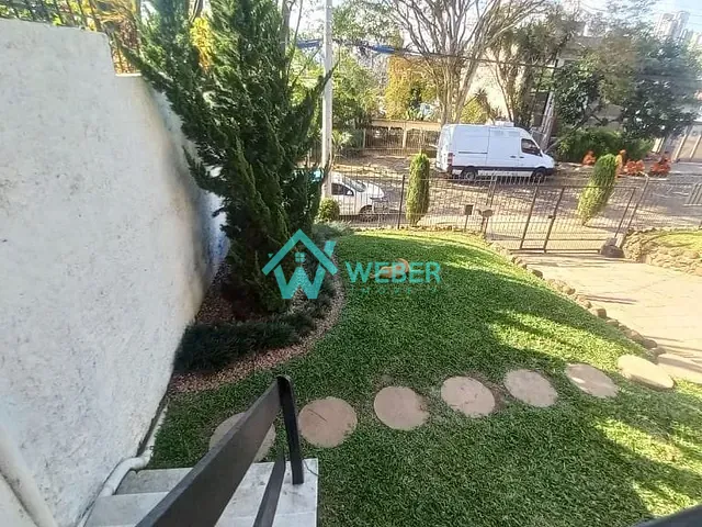 Casa com 400m² 3 quartos e 3 banheiros, para alugar, no bairro Boa Vista em Novo Hamburgo