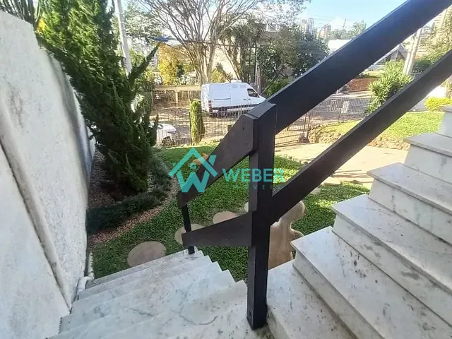 Casa com 400m² 3 quartos e 3 banheiros, para alugar, no bairro Boa Vista em Novo Hamburgo
