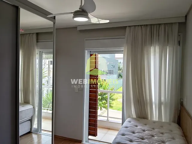 Casa com 250m² 3 quartos e 4 banheiros, para alugar, no bairro Fazenda Rodeio em Mogi das Cruzes