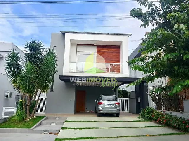 Casa com 250m² 3 quartos e 4 banheiros, para alugar, no bairro Fazenda Rodeio em Mogi das Cruzes