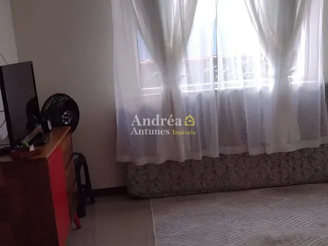 Casa 3 quartos e 1 banheiro, à venda, no bairro Peró em Cabo Frio