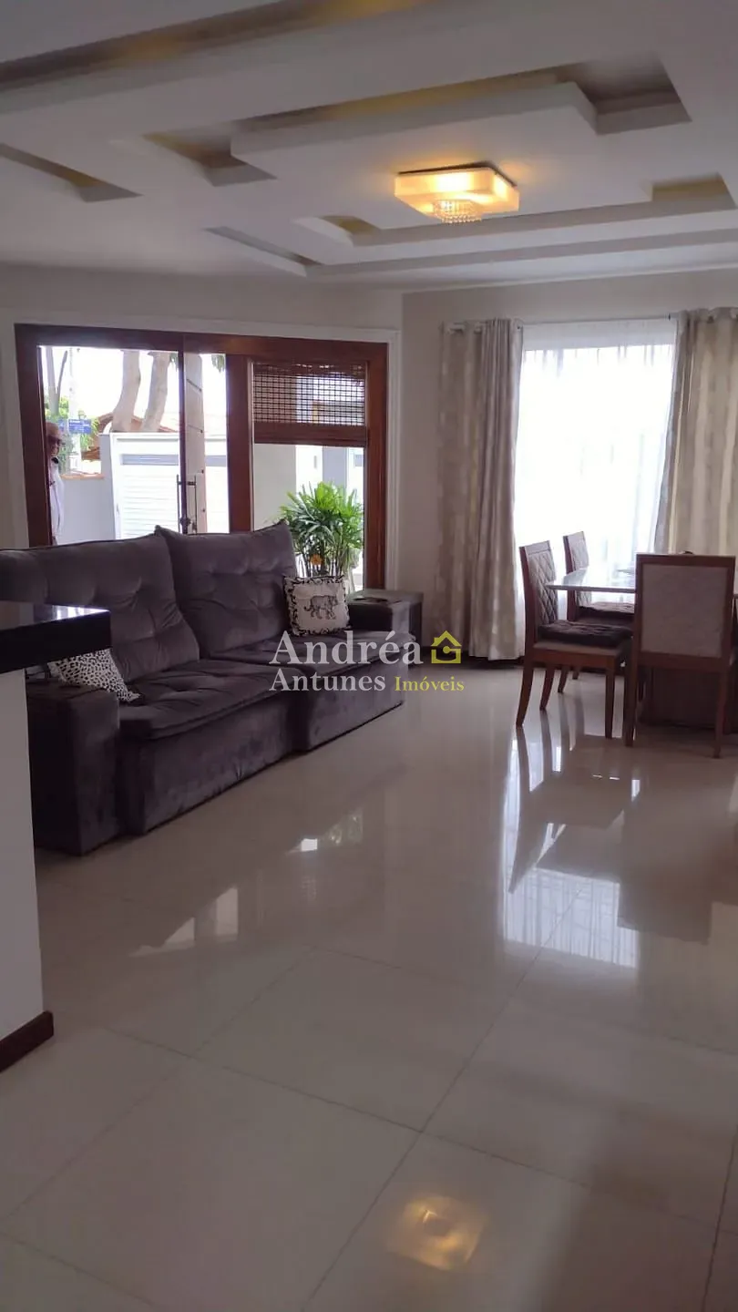 Casa, 3 quartos, 130 m² - Foto 1
